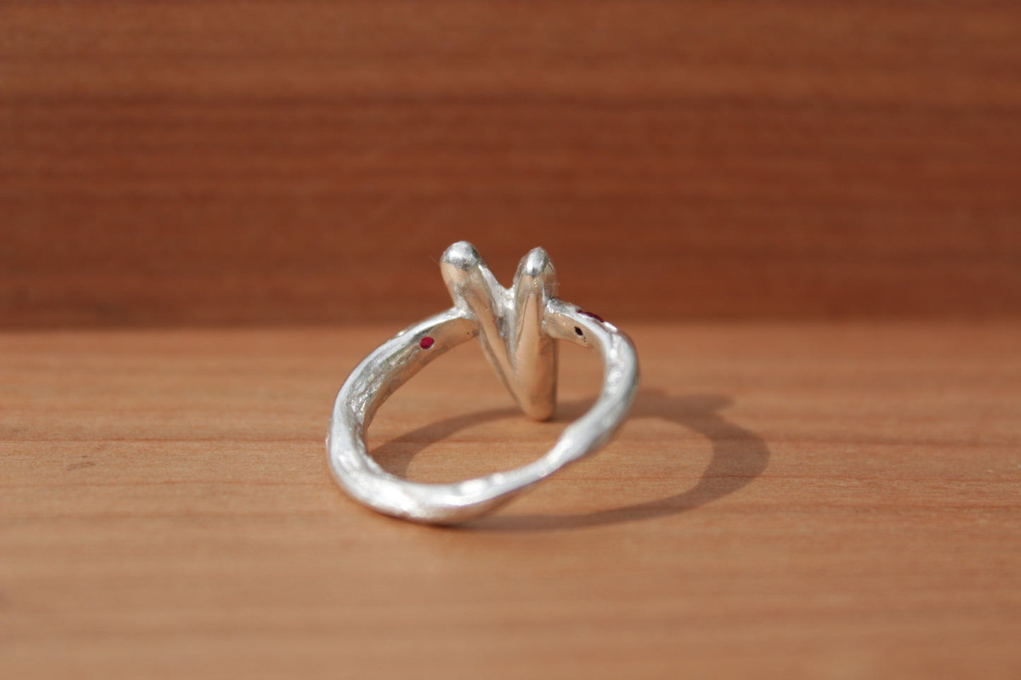 Anillo Corazón en Plata 950 con Circones | Joyería Artesanal Forjadas