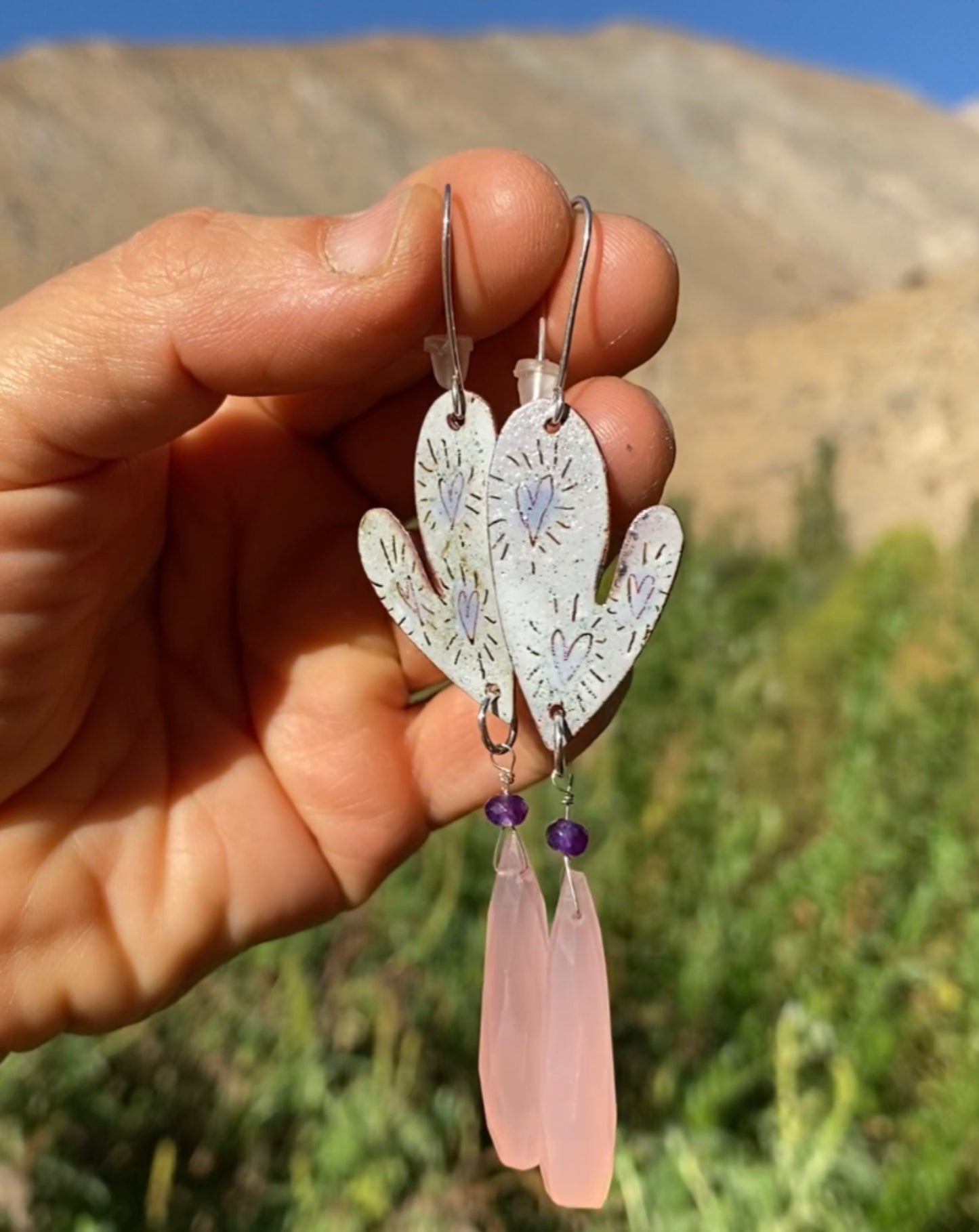 Aros corazón y piedras