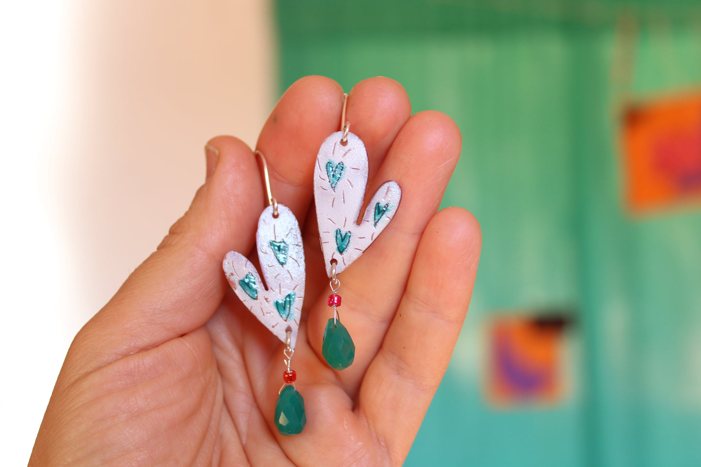 Aros corazón y piedras