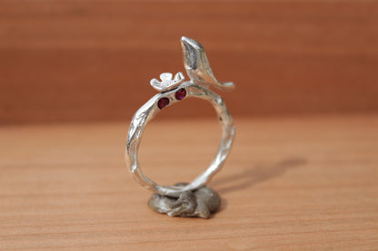 Anillo de Plata 950 Ave y Flor con Tres Circones | Hecho a Mano