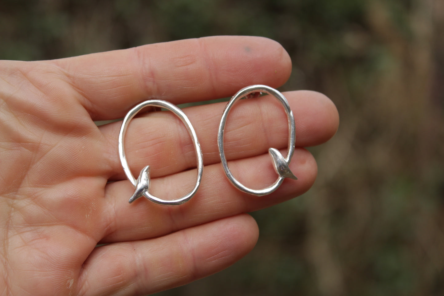 Aros de plata 950 Ave sobre Rama inspirados en la naturaleza del Valle de Elqui