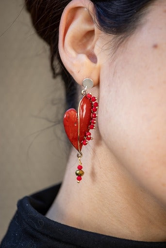 Aros Cactus Corazón de cobre esmaltado al fuego hechos a mano en Chile, rojos con cristales rojos
